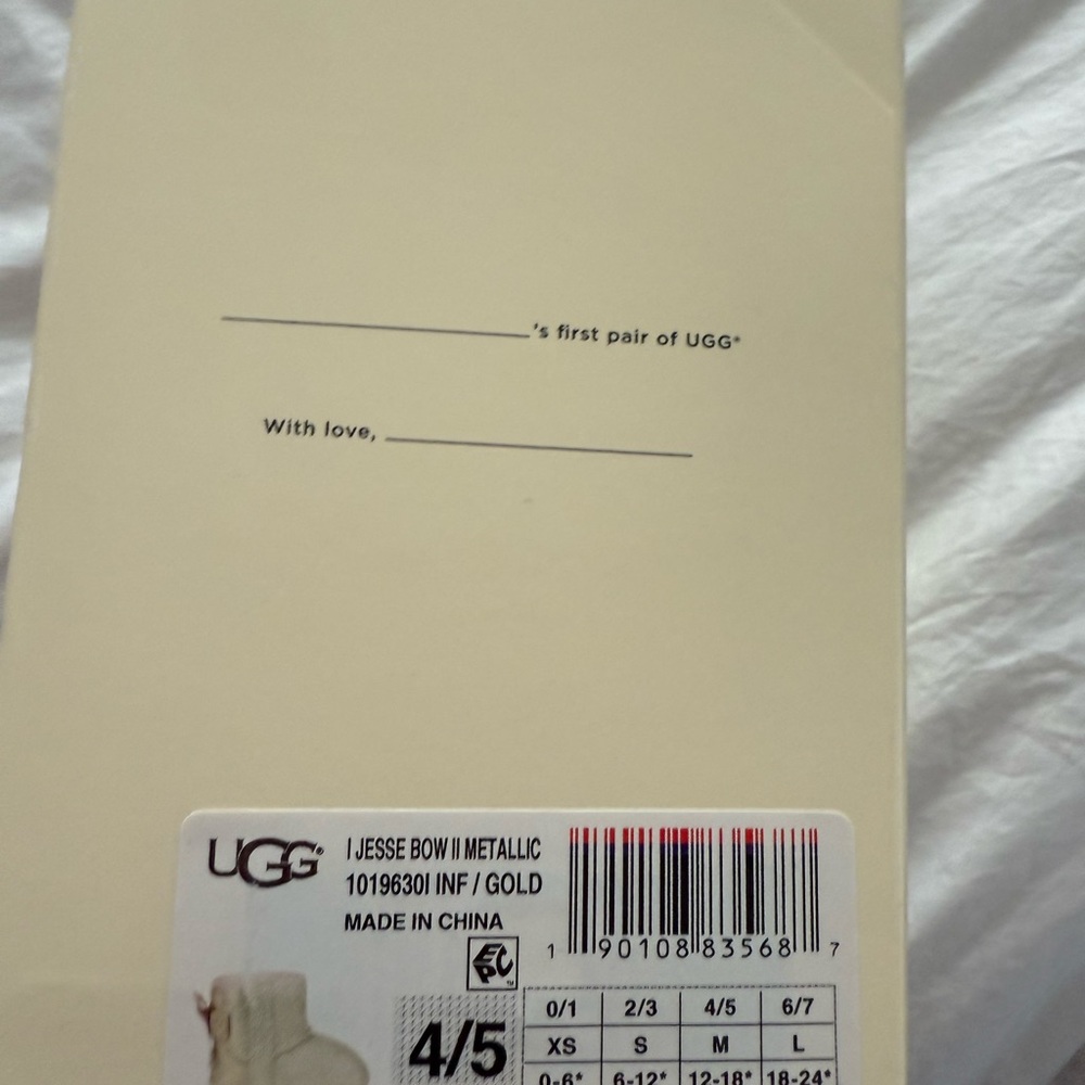 UGG Kids Metallic Silver Boot - Picture 3 of 4